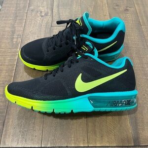 Nike Air Max.